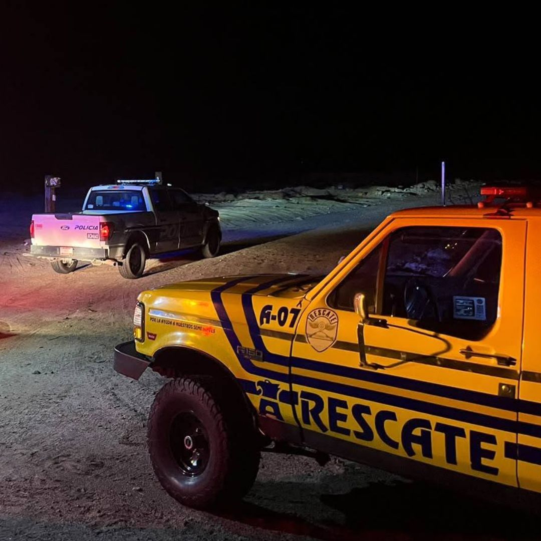 Rescatan a Cuatro Personas y Hallan a Joven Herido en Zona Desértica de Mexicali, BC
